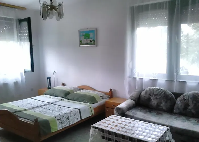 Aquaparti Apartmanok Hajduszoboszlo