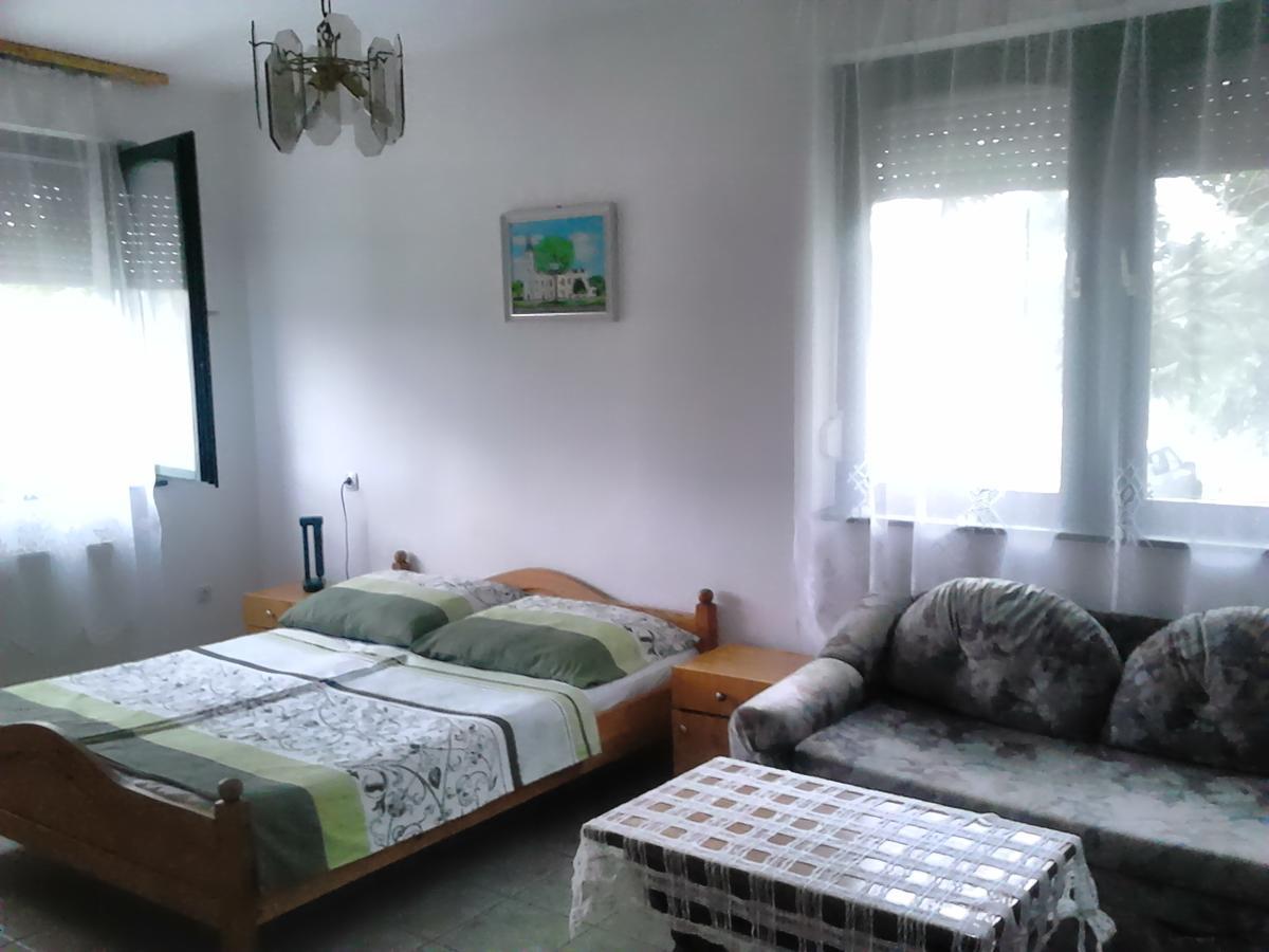 Апартаменти Aquaparti Гайдусобосло